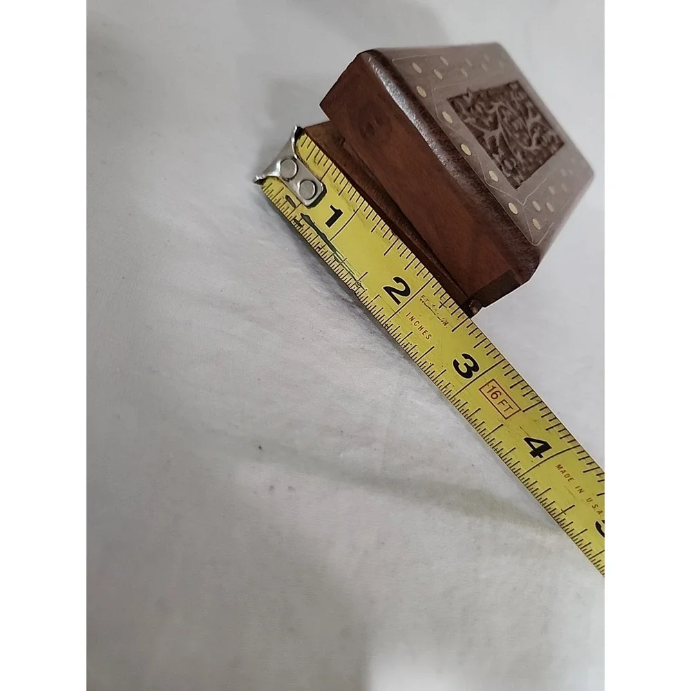 Wood Keepsake Box‎ with hinged lid